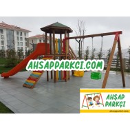 Ahşap Oyun Parkı