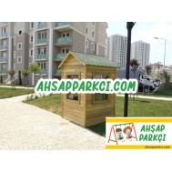 Ahşap Bekçi Kabini