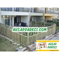 Bahçe Ahşap Panel Çit